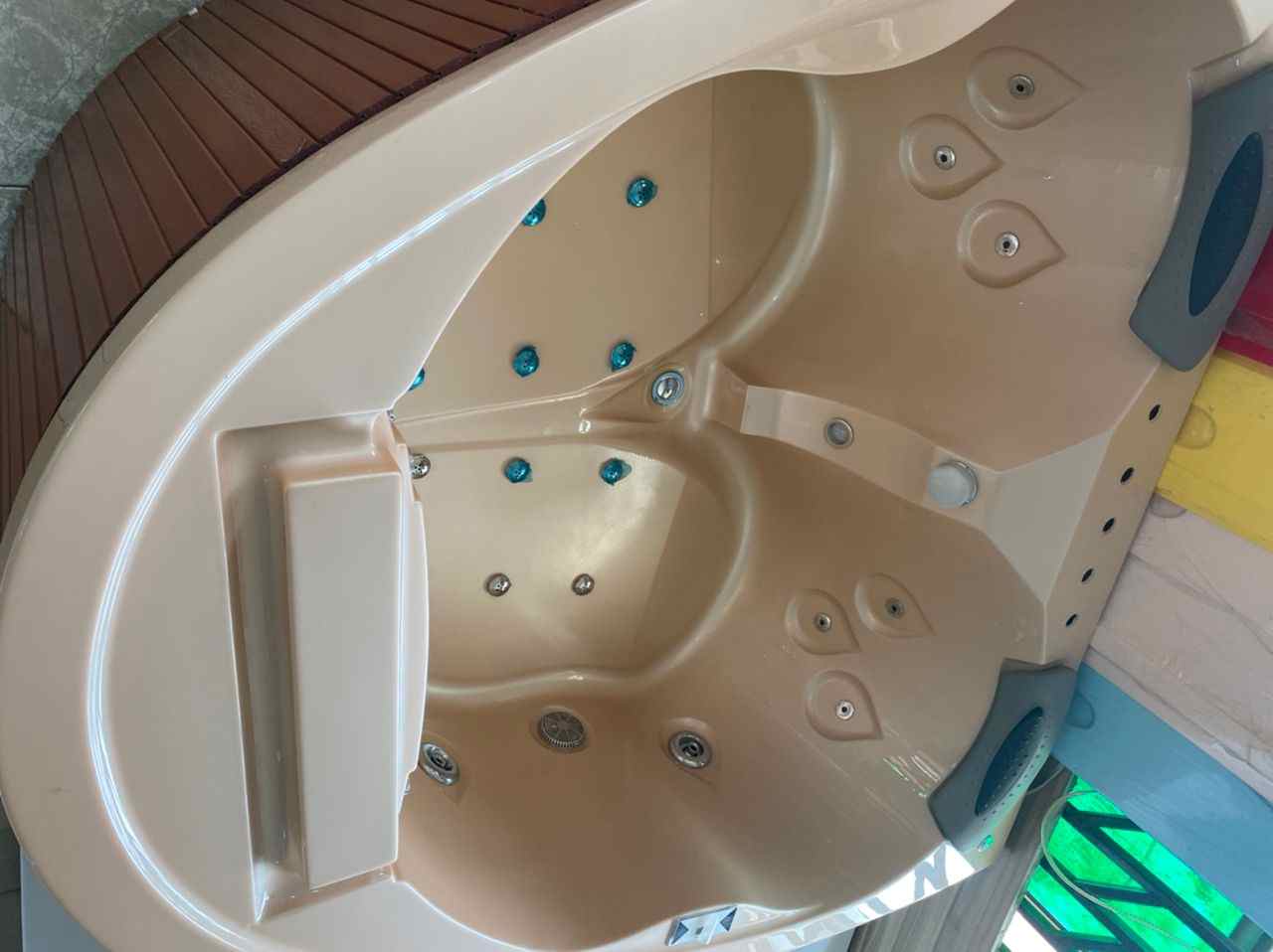 Luxury Jacuzzi Bath